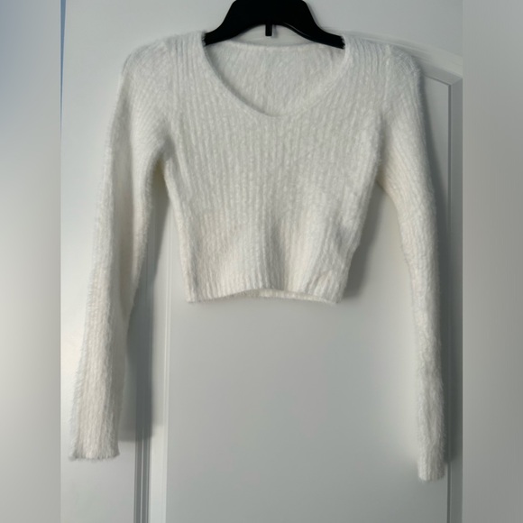 White womens/teen fuzzy sweater-small - Picture 1 of 2
